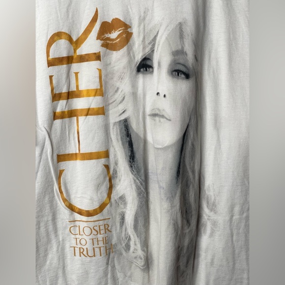 CHER Closer To The Truth, Dressed To Kill Tour 2014 - Picture 3 of 10